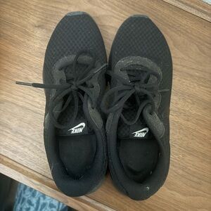 Nike Running Shoes Womens 8.5 black